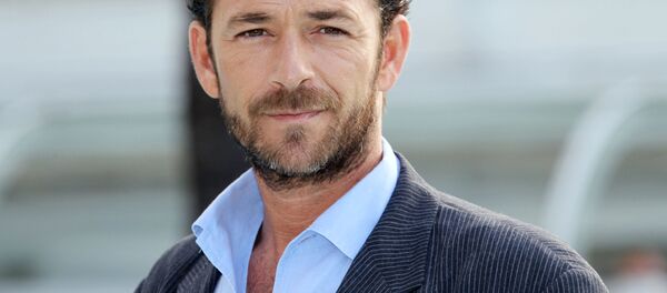 Американский актер Люк Перри Американский актер Люк Перри - Sputnik Беларусь