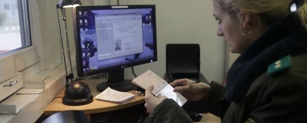 Проверка документов на границе - Sputnik Беларусь