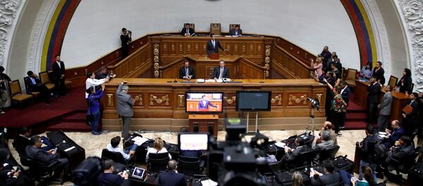 Венесуэльский лидер оппозиции Хуан Гуайдо принимает участие в заседании Национального собрания в Каракасе Венесуэльский лидер оппозиции Хуан Гуайдо принимает участие в заседании Национального собрания в Каракасе - Sputnik Беларусь