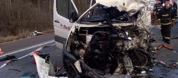 В Ивановском районе спасатели деблокировали двух водителей  - Sputnik Беларусь