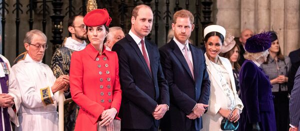 Принц Гарри и Меган, герцогиня Сассекская, вместе с Кейт, герцогиней Кембриджской и принцем Уильямом в Вестминстерском аббатстве - Sputnik Беларусь