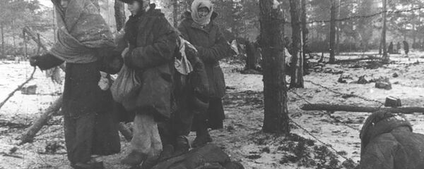 Больш за тыдзень людзі не вытрымлівалі - гінулі: гісторыя лагера смерці Азарычы - Sputnik Беларусь