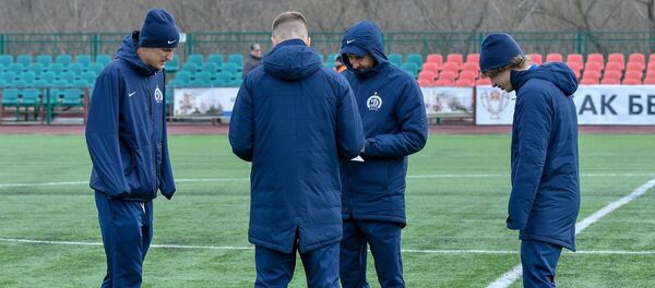 Футболисты минского Динамо Футболисты минского Динамо - Sputnik Беларусь