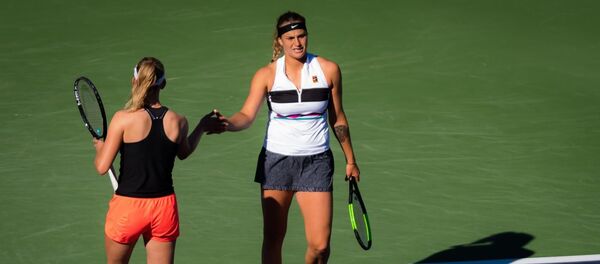 Белорусская и бельгийская теннисистки Арина Соболенко и Элиза Мертенс  - Sputnik Беларусь