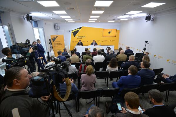 Пресс-конференция посла России Михаила Бабича на Sputnik  - Sputnik Беларусь