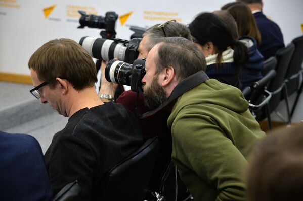 Журналисты в пресс-центре Sputnik - Sputnik Беларусь