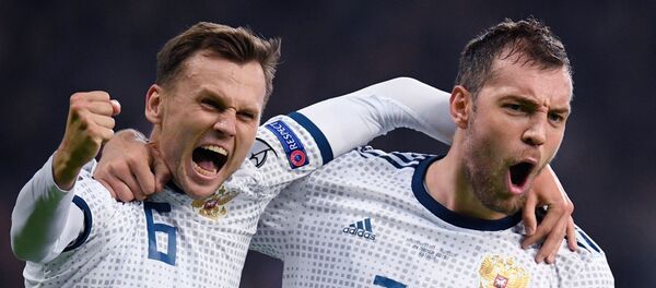 Денис Черышев и Артем Дзюба (Россия) - Sputnik Беларусь