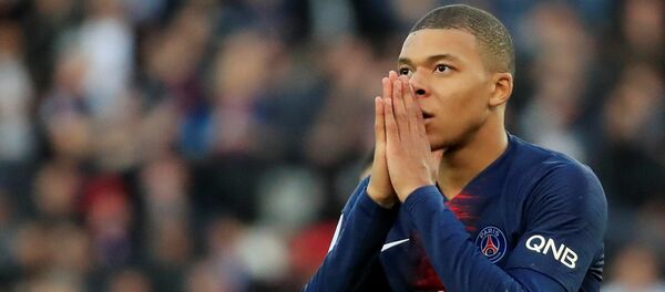 Французский футболист Килиан Мбаппе - Sputnik Беларусь