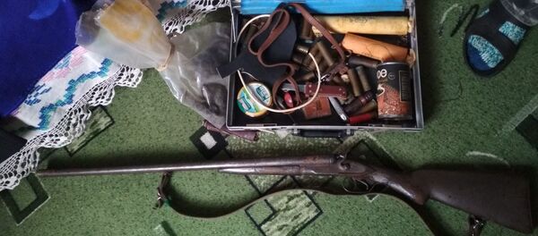 Найденное у пенсионера оружие Найденное у пенсионера оружие - Sputnik Беларусь