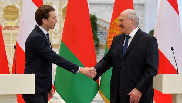 Президент Беларуси Александр Лукашенко на встрече с федеральным канцлером Австрийской Республики Себастьяном Курцем - Sputnik Беларусь