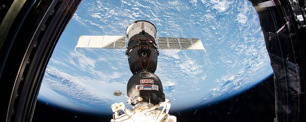 Корабль Союз МС-12 пристыкованный к МКС Корабль Союз МС-12 пристыкованный к МКС - Sputnik Беларусь