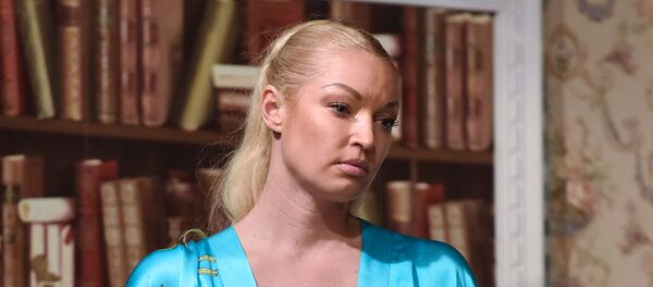 Анастасия Волочкова в спектакле Иосифа Райхельгауза Пришел мужчина к женщине - Sputnik Беларусь