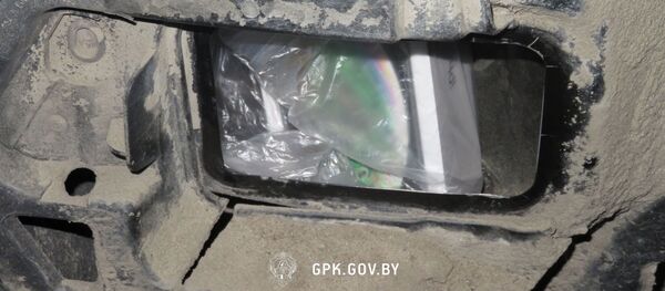 Спрятанные iPhone Спрятанные iPhone - Sputnik Беларусь