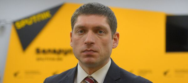 Деньги и мир: повышение тарифной ставки 1 разряда ― комментарии от Авдонина Деньги и мир: повышение тарифной ставки 1 разряда ― комментарии от Авдонина - Sputnik Беларусь