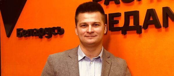 Аляксандр Лук'янаў, першы намеснік старшыні маладзёжнай палаты пры Парламенцкім сходзе Саюза Беларусі і Расіі Аляксандр Лук'янаў, першы намеснік старшыні маладзёжнай палаты пры Парламенцкім сходзе Саюза Беларусі і Расіі - Sputnik Беларусь