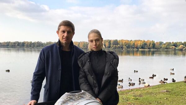 Виталий Самсоненко с супругой - Sputnik Беларусь