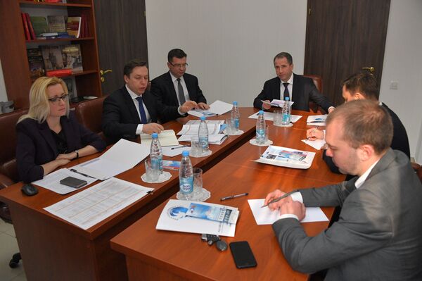 Культурная столица, спасенные ценности и заводы: Михаил Бабич посетил Брест - Sputnik Беларусь