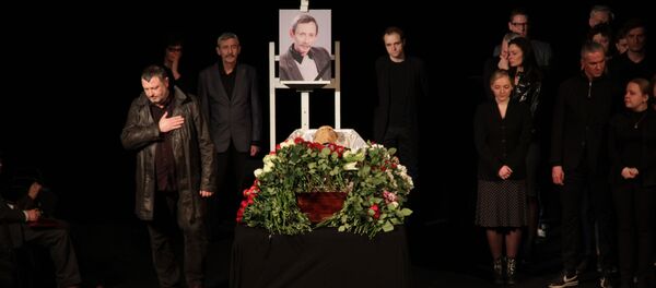 Церемония прощания с актером Владимиром Курганом - Sputnik Беларусь