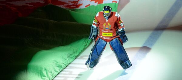 Вратарь национальной сборной Беларуси Михаил Карнаухов Вратарь национальной сборной Беларуси Михаил Карнаухов - Sputnik Беларусь