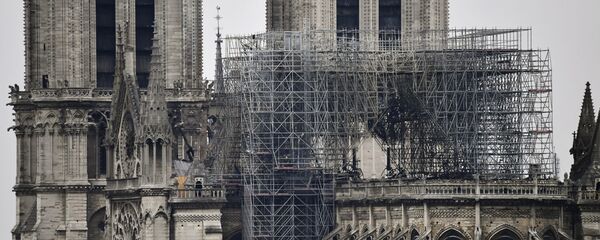 Последствия пожара в соборе Парижской Богоматери - Sputnik Беларусь