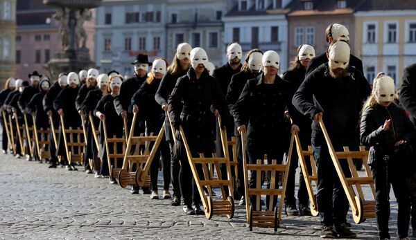 Традиционное шествие Пасхальных трещоток в чешском городе Ческе Будеёвице - Sputnik Беларусь