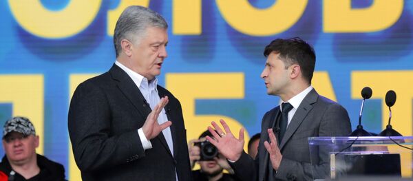 Действующий президент Украины Петр Порошенко и кандидат в президенты Владимир Зеленский - Sputnik Беларусь