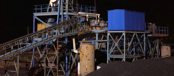 Взрыв произошел на шахте Схидкарбон в Луганской области Взрыв произошел на шахте Схидкарбон в Луганской области - Sputnik Беларусь