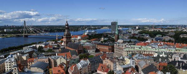 Центральная часть города Риги в Латвии Центральная часть города Риги в Латвии - Sputnik Беларусь