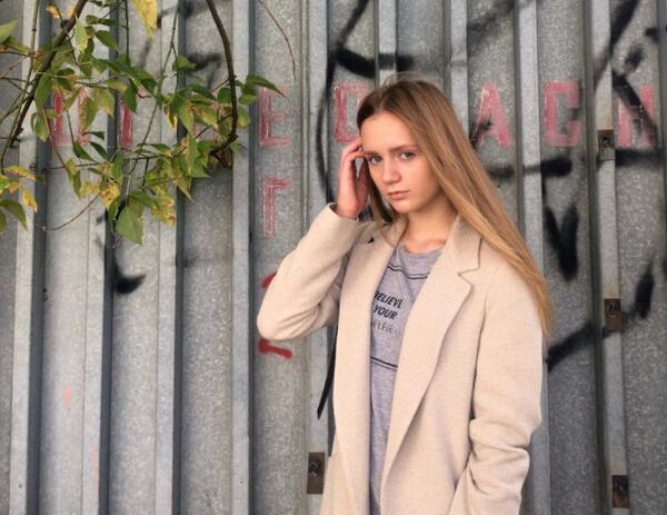 Абитуриенты, набравшие сотню на РТ: в 2019 году поступить будет сложнее - Sputnik Беларусь