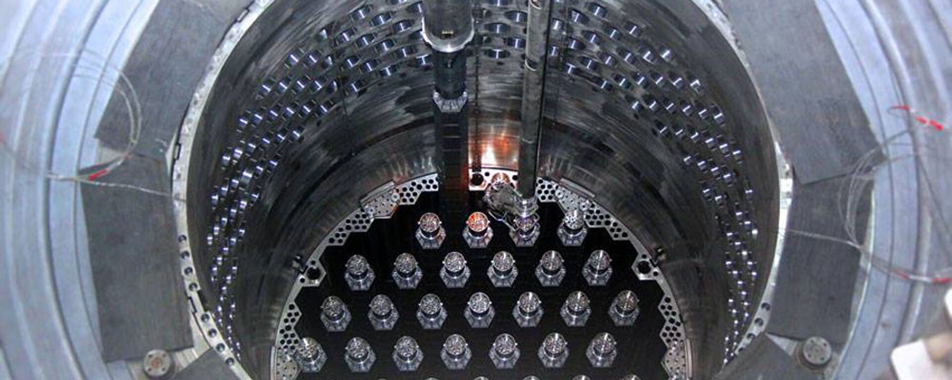 На первом блоке Белорусской АЭС завершена загрузка имитаторов ТВС - Sputnik Беларусь, 1920, 27.12.2021