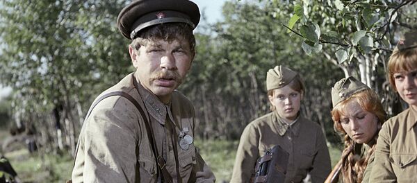 ...А зори здесь тихие - советский двухсерийный художественный фильм - Sputnik Беларусь