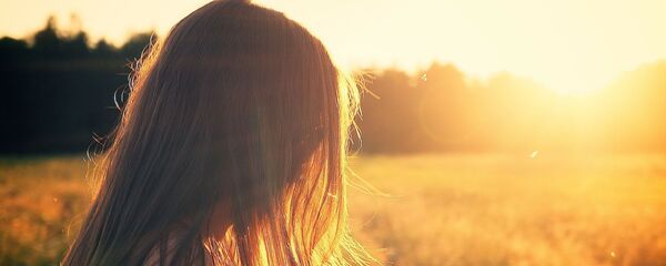 Силуэт девочки, архивное фото - Sputnik Беларусь