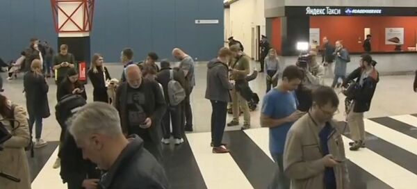 LIVE: Ситуация в Шереметьево, куда вернулся загоревшийся пассажирский самолет - Sputnik Беларусь