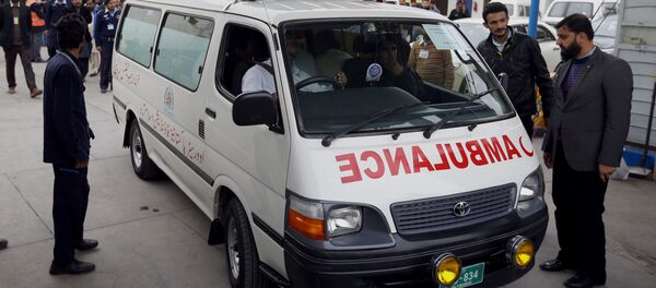 Автомобиль скорой помощи в Пакистане - Sputnik Беларусь