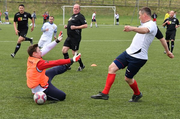 Дипломатический футбол: актеры против журналистов, дипломаты против парламента - Sputnik Беларусь