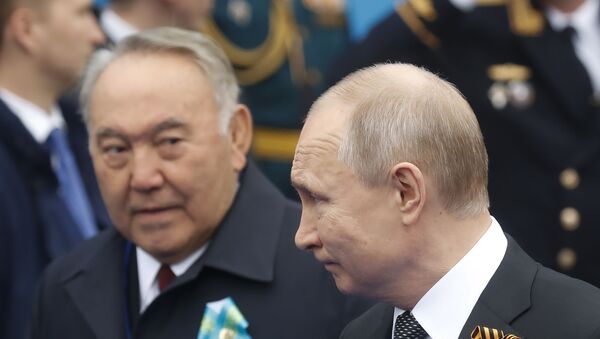 Первый президент Казахстана Нурсултан Назарбаев в четверг присутствует в Москве на военном параде - Sputnik Беларусь