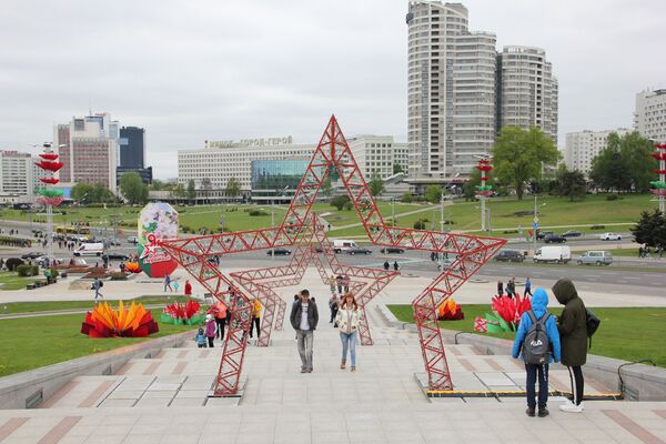 Одна из самых популярных праздничных локаций у минчан и гостей столицы в день Победы – это музей Великой Отечественной войны и Парк Победы - Sputnik Беларусь
