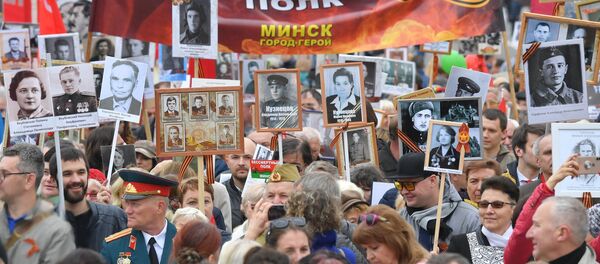 Акцыя Бессмяротны полк у Мінску Акцыя Бессмяротны полк у Мінску - Sputnik Беларусь