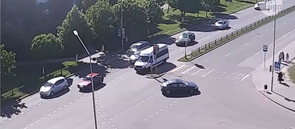 Странное ДТП произошло в Пинске Странное ДТП произошло в Пинске - Sputnik Беларусь