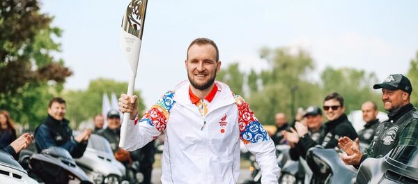 Агонь II Еўрапейскіх гульняў байкеры прывезлі ў Беларусь - Sputnik Беларусь