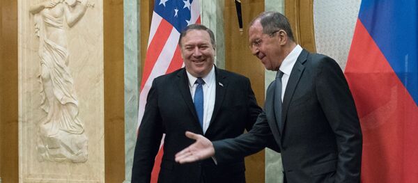 Министр иностранных дел РФ Сергей Лавров (справа) и госсекретарь США Майк Помпео Министр иностранных дел РФ Сергей Лавров (справа) и госсекретарь США Майк Помпео - Sputnik Беларусь