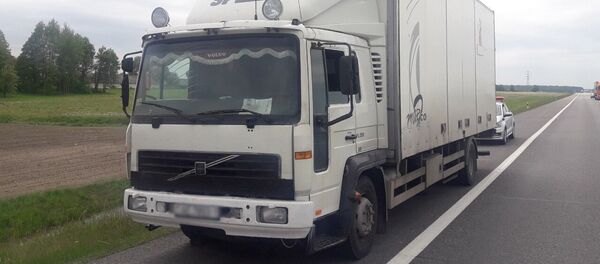 Сотрудник ГАИ остановил в Кобринском районе пьяного водителя фуры - Sputnik Беларусь