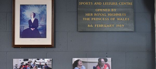 Табличка в память о принцессе Диане - Sputnik Беларусь