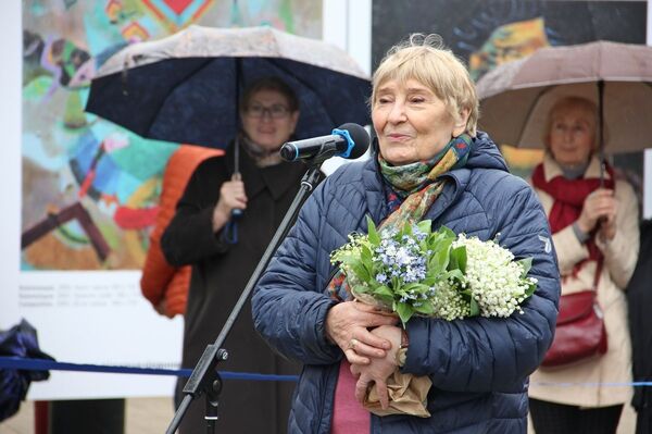 Фотафакт: у Мінску адкрылася чарговая выстава праекта Мастак і горад - Sputnik Беларусь