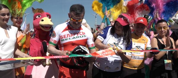 Более 20 тысяч участников собрал велокарнавал “VIVA РОВАР 2019” - Sputnik Беларусь