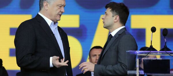 Петр Порошенко (слева) и Владимир Зеленский - Sputnik Беларусь