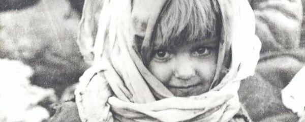 Портрет девочки Веры Курьян, который обошел весь мир - Sputnik Беларусь