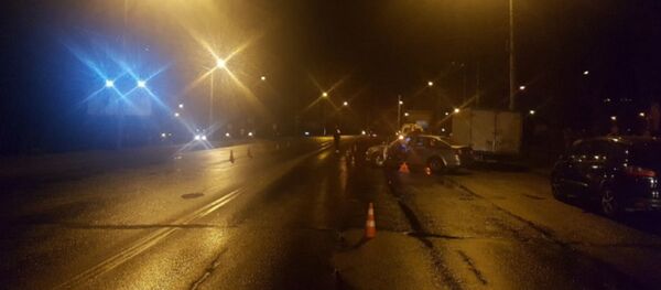 В Могилеве машина насмерть сбила женщину, которая переходила дорогу в неположенном месте - Sputnik Беларусь