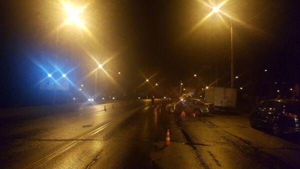 В Могилеве машина насмерть сбила женщину, которая переходила дорогу в неположенном месте - Sputnik Беларусь