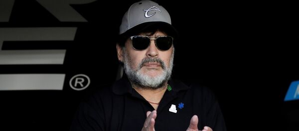 Бывший аргентинский футболист Диего Марадона - Sputnik Беларусь